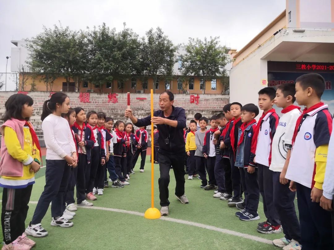 如何借助专业篮球教练提升个人声誉_0